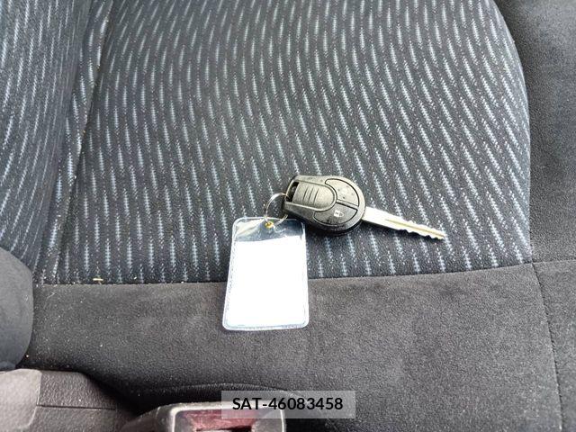 Nissan SERENA 2014-01 7502747-10