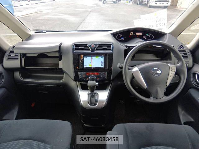 Nissan SERENA 2014-01 7502747-1