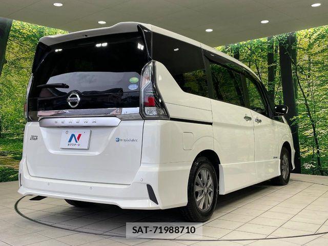 Nissan SERENA 2018-03 7502739-17