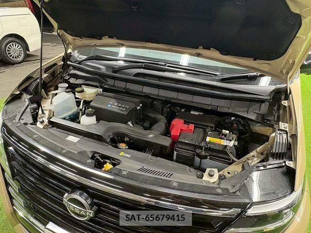 Nissan SERENA 2023-08 7502714-13
