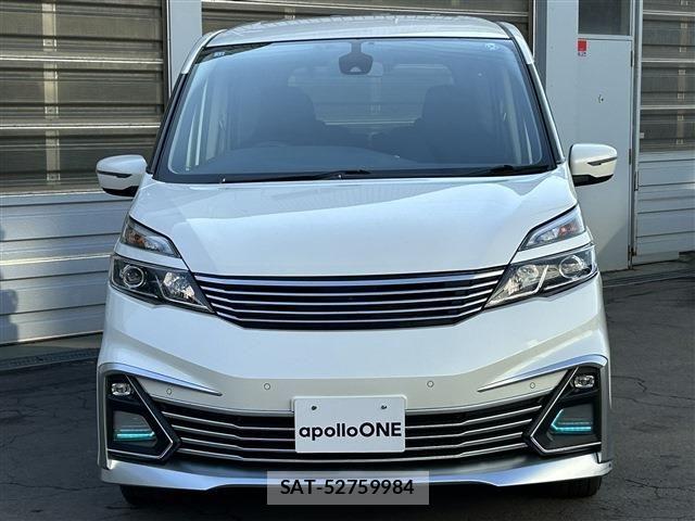 Nissan SERENA 2016-12 7502743-1