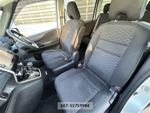 Nissan SERENA 2016-12 7502743-23