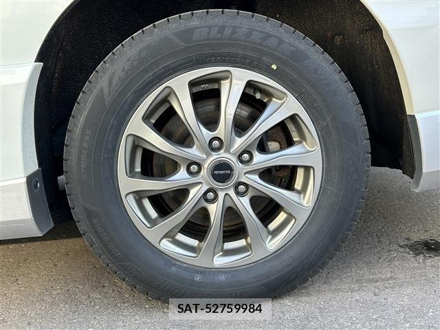 Nissan SERENA 2016-12 7502743-7