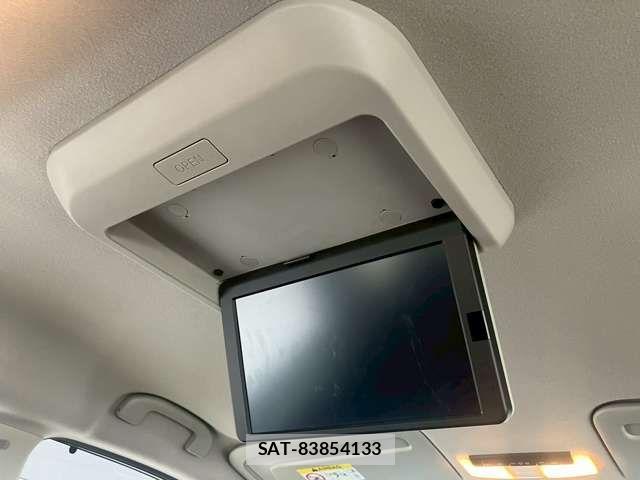 Nissan SERENA 2018-11 7502740-1