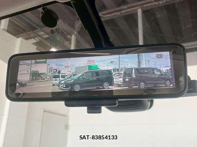 Nissan SERENA 2018-11 7502740-3