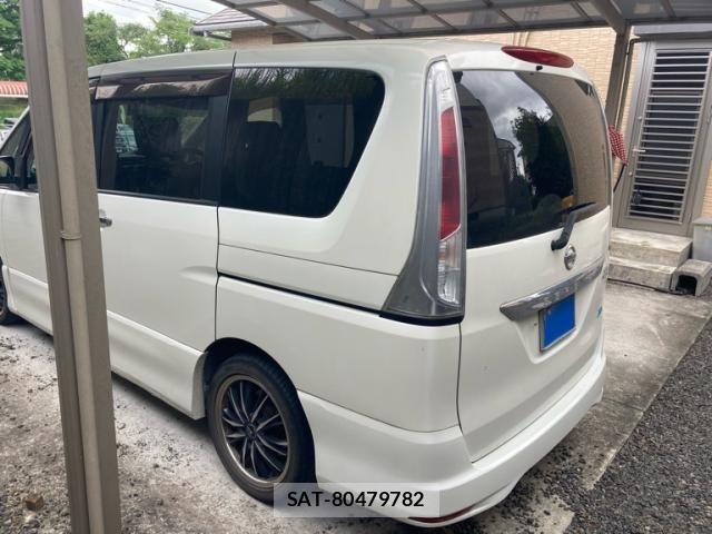 Nissan SERENA 2011-11 7509967-4