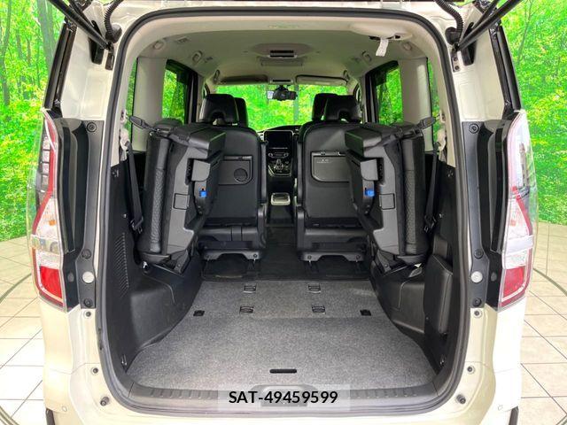 Nissan SERENA 2021-03 7502729-11
