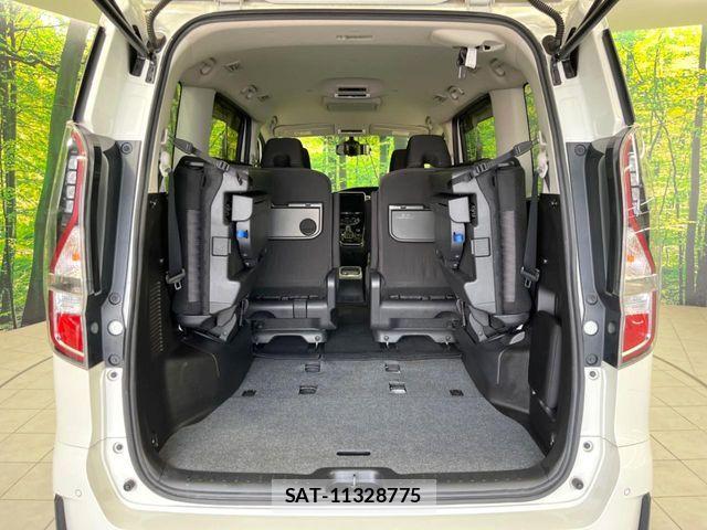 Nissan SERENA 2021-04 7502738-9