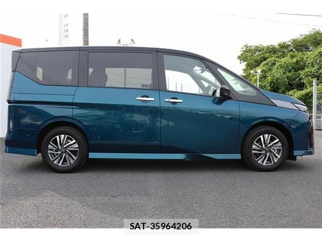 Nissan SERENA 2023-05 7502725-7