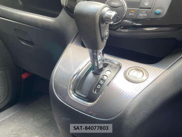 Nissan SERENA 2016-02 7509959-16