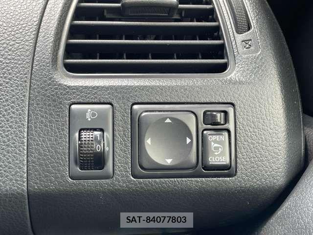 Nissan SERENA 2016-02 7509959-19