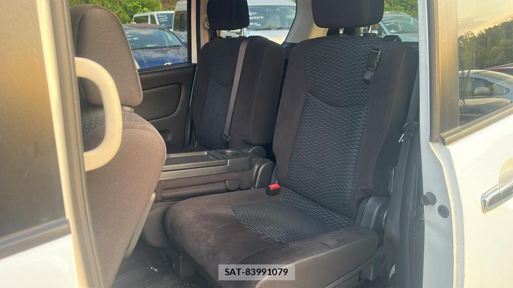 Nissan SERENA 2015 6778933-9