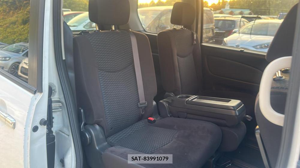 Nissan SERENA 2015 6778933-8