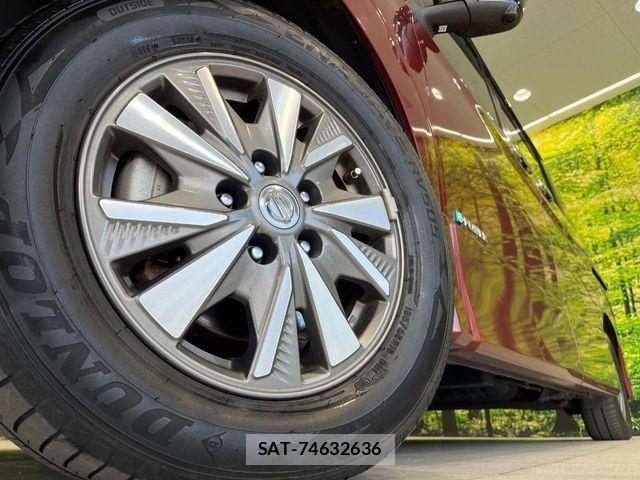 Nissan SERENA 2018-11 7562800-13