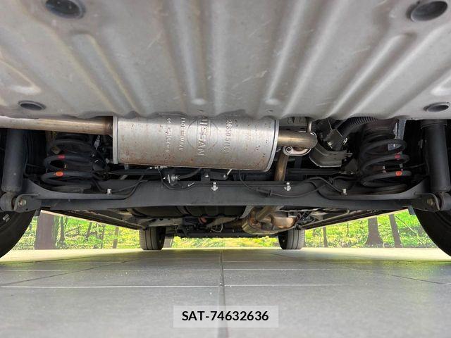 Nissan SERENA 2018-11 7562800-18