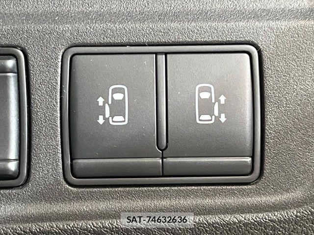 Nissan SERENA 2018-11 7562800-7