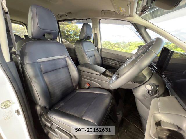 Nissan SERENA 2023-09 7562779-7