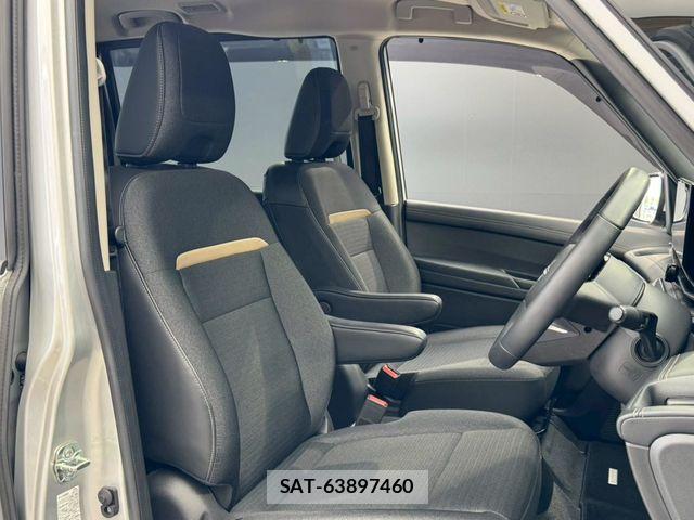 Nissan SERENA 2023-05 7562785-12