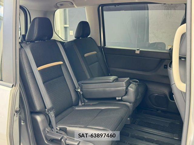Nissan SERENA 2023-05 7562785-14