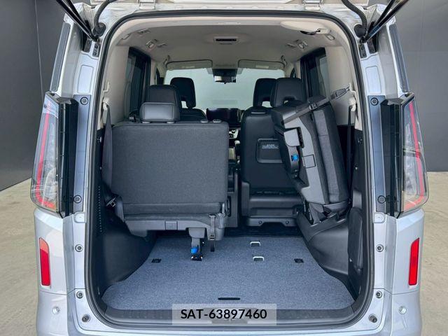 Nissan SERENA 2023-05 7562785-18