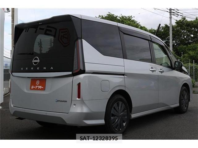 Nissan SERENA 2024-01 7562790-4