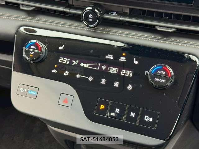 Nissan SERENA 2025-10 7562781-12