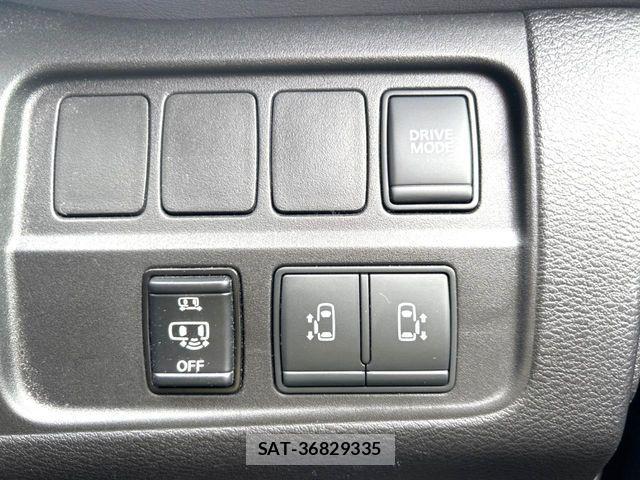 Nissan SERENA 2021-06 7562801-4