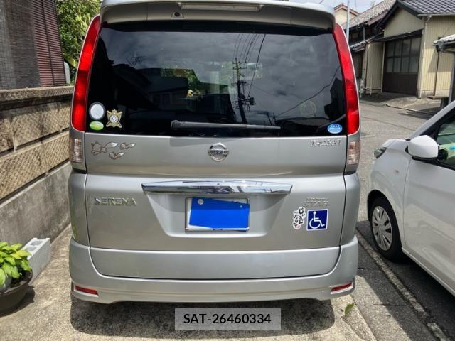 Nissan SERENA 2009-09 7562802-9