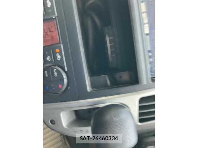 Nissan SERENA 2009-09 7562802-27