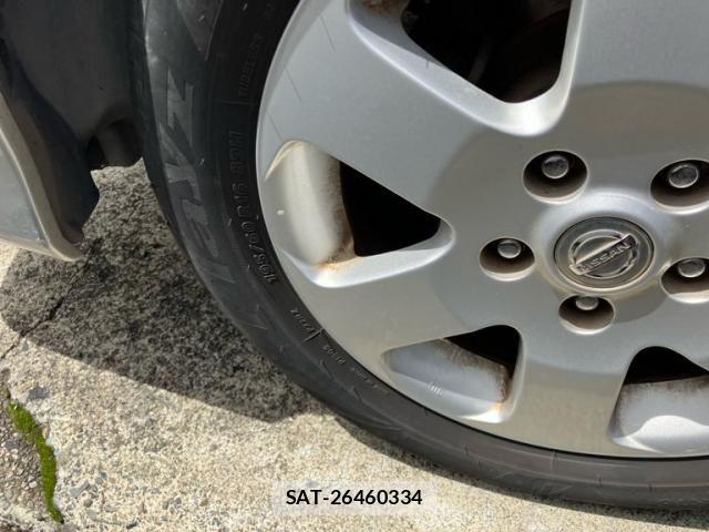 Nissan SERENA 2009-09 7562802-8