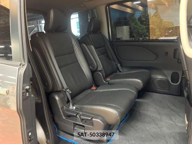 Nissan SERENA 2019-09 7562792-8