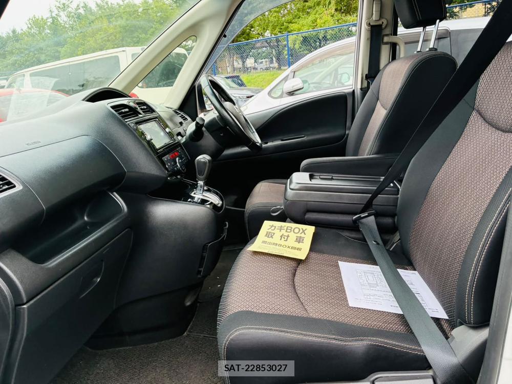 Nissan SERENA 2015-07 7507079-10