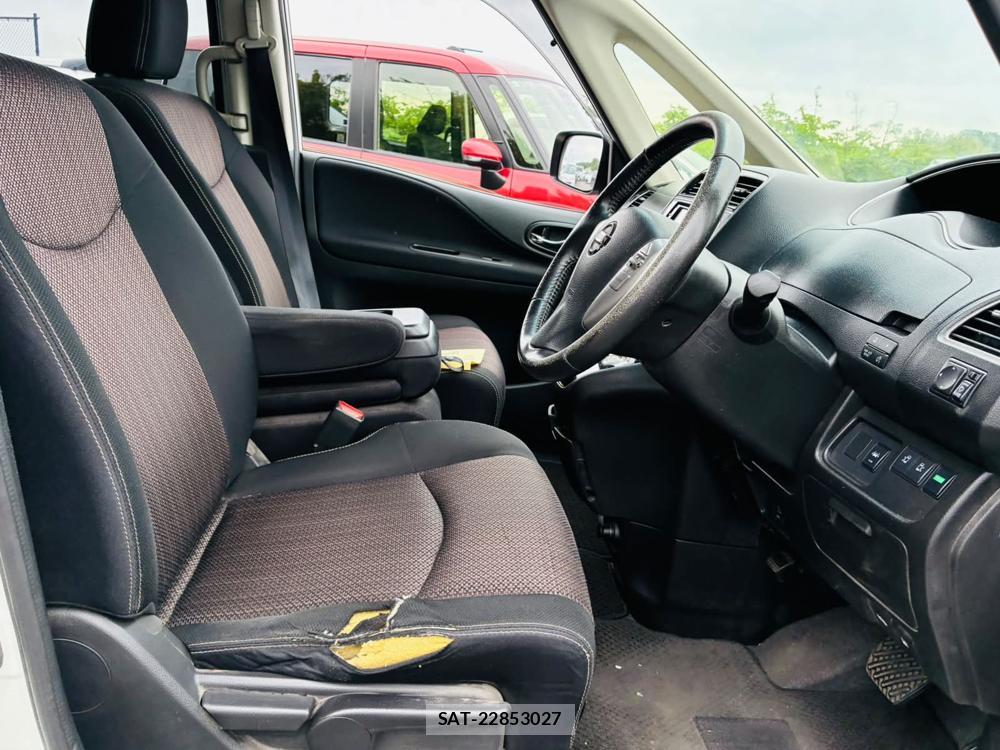 Nissan SERENA 2015-07 7507079-11