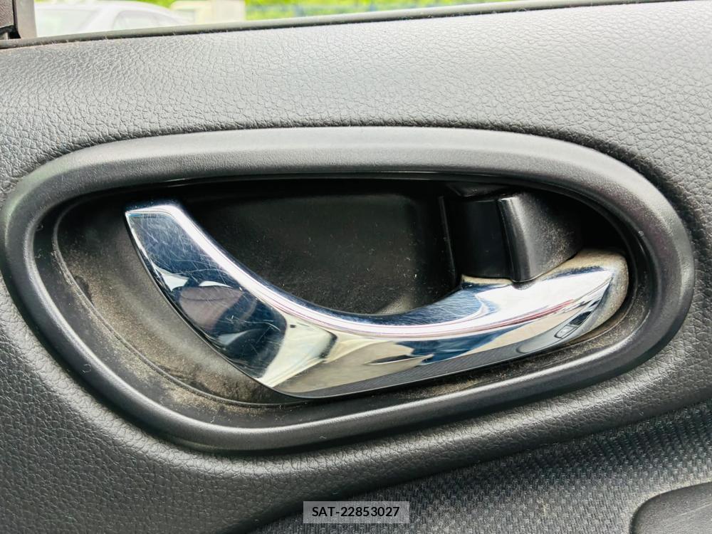 Nissan SERENA 2015-07 7507079-19