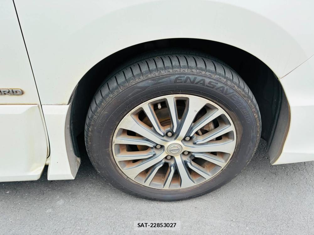 Nissan SERENA 2015-07 7507079-27