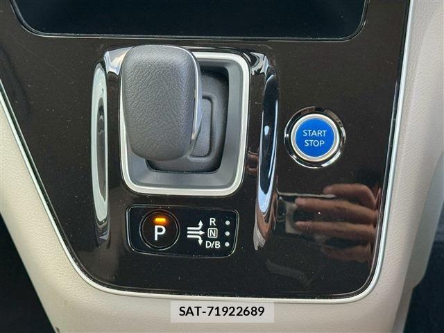 Nissan SERENA 2020-08 7619826-27