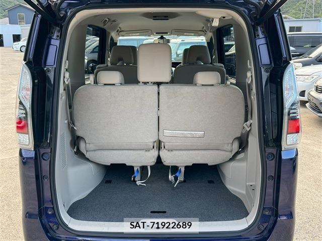 Nissan SERENA 2020-08 7619826-7