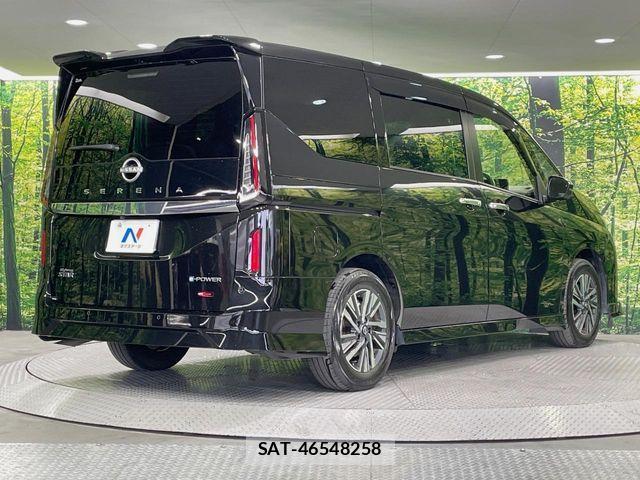 Nissan SERENA 2023-06 7619792-17
