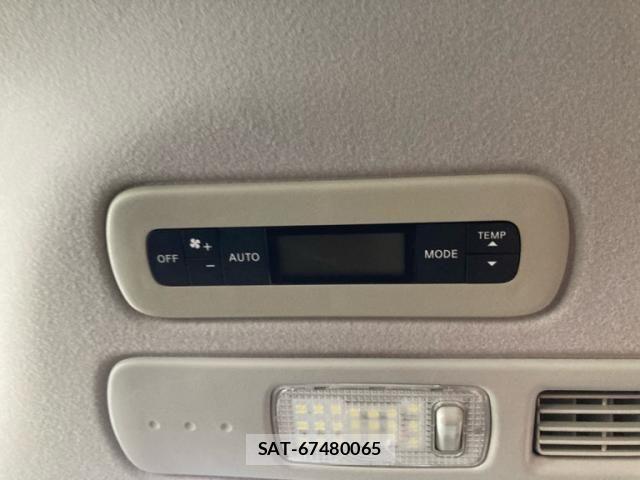 Nissan SERENA 2012-03 7619862-13