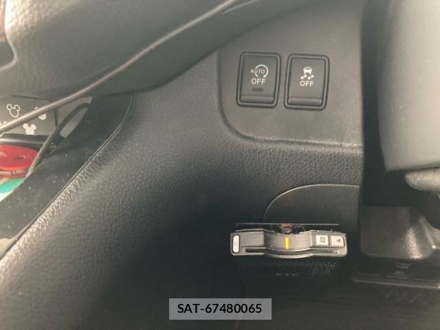 Nissan SERENA 2012-03 7619862-23