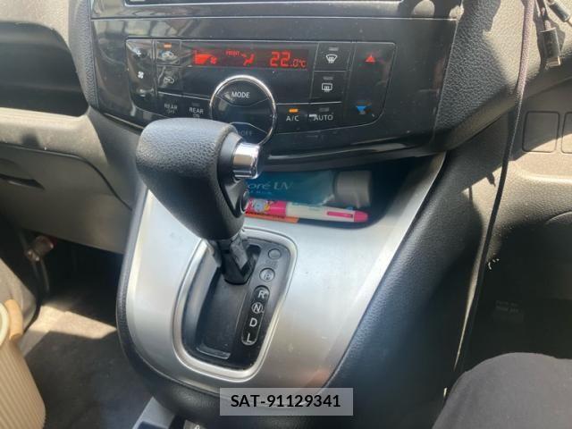 Nissan SERENA 2011-01 7619863-18