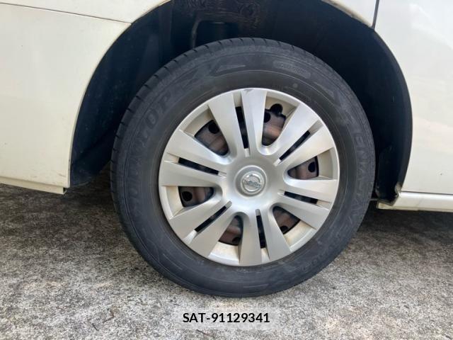 Nissan SERENA 2011-01 7619863-5