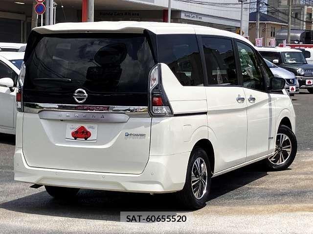 Nissan SERENA 2022-05 7619823-2