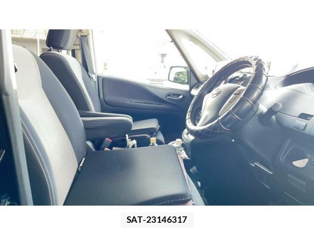 Nissan SERENA 2011-01 7619865-10