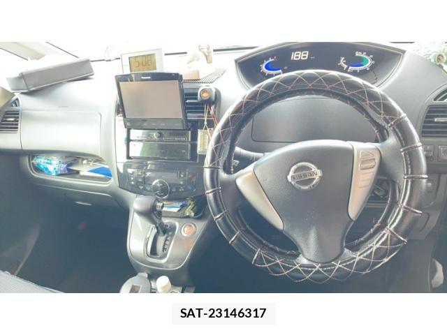 Nissan SERENA 2011-01 7619865-11
