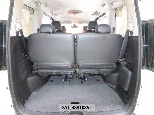 Nissan SERENA 2019-05 7619813-10