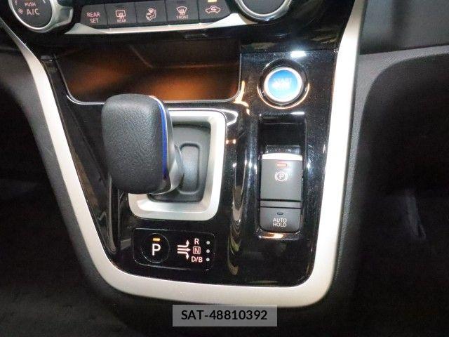 Nissan SERENA 2019-05 7619813-20