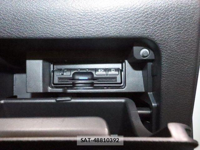 Nissan SERENA 2019-05 7619813-25