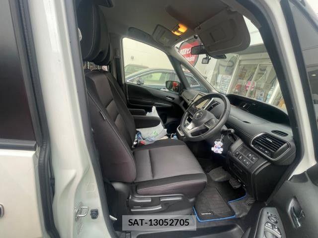 Nissan SERENA 2018-11 7619816-3