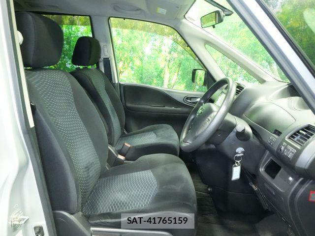 Nissan SERENA 2011-06 7619857-22